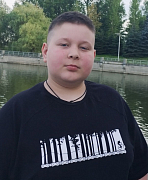 Денис Суханов