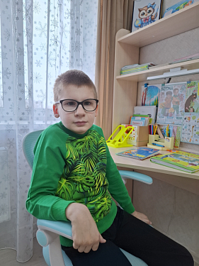 Артем Олисов